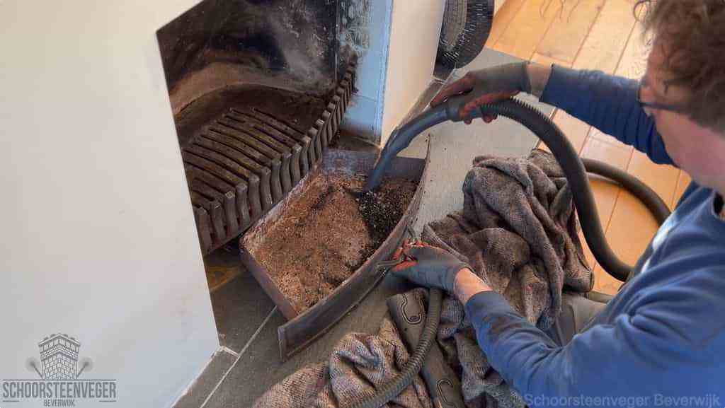 Prijs schoorsteenvegen Beverwijk schouw reinigen Prijs schoorsteenvegen Beverwijk schouw reinigen
